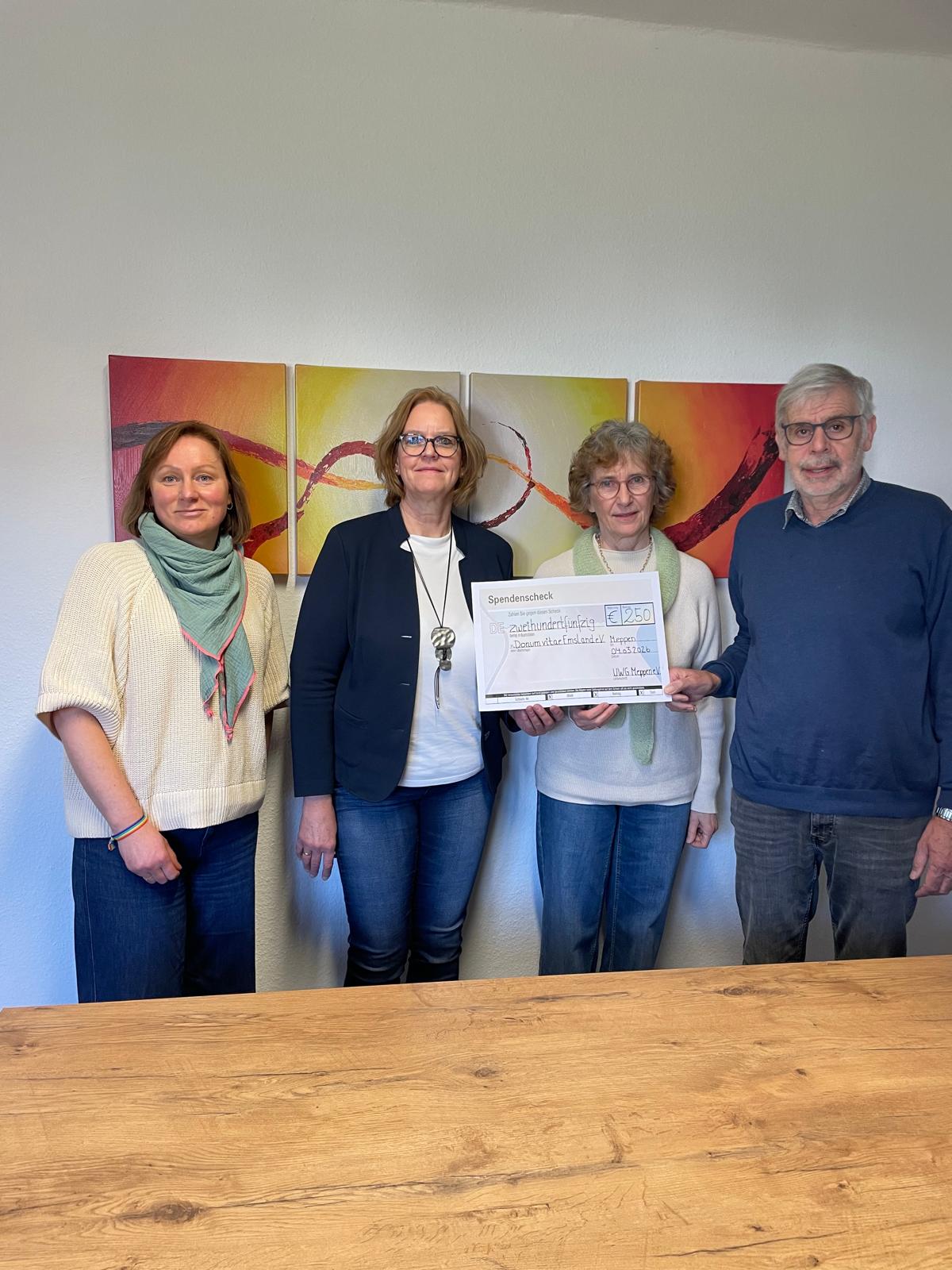 Waffelverkauf für den guten Zweck: UWG Meppen spendet an donum vitae